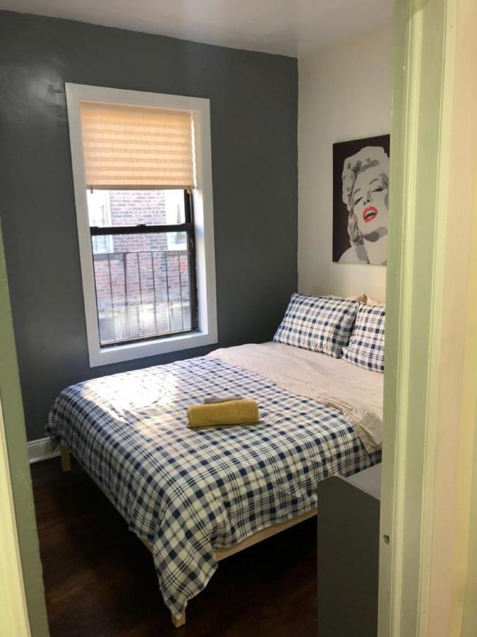 Private Room In A Shared Apartment 15 Minutes To Times Square! Нью-Йорк Екстер'єр фото
