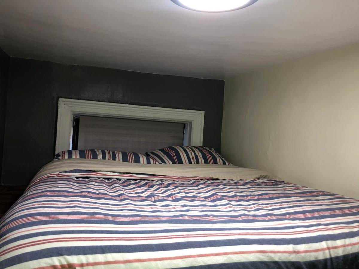Private Room In A Shared Apartment 15 Minutes To Times Square! Нью-Йорк Екстер'єр фото