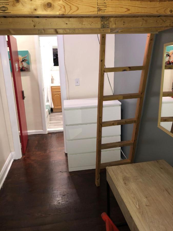 Private Room In A Shared Apartment 15 Minutes To Times Square! Нью-Йорк Екстер'єр фото